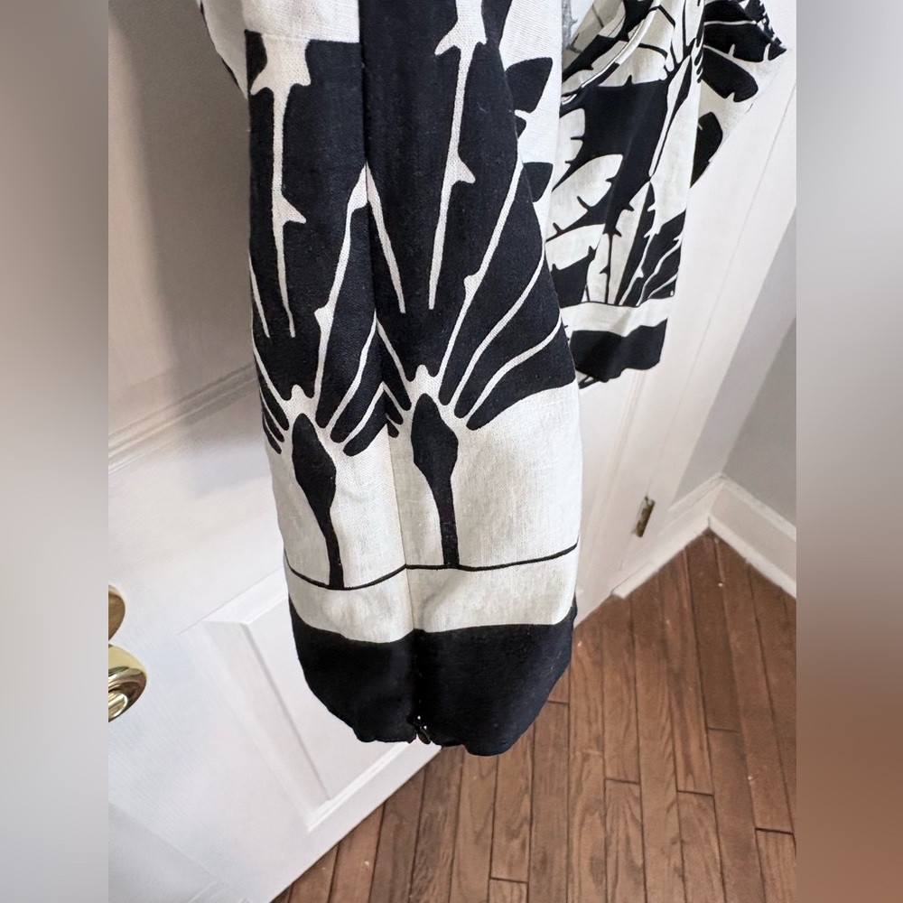 NWT LOFT Palm Linen-Blend Cami – Black & White – Size 18 | Modern Polished Tank - Picture 10 of 12